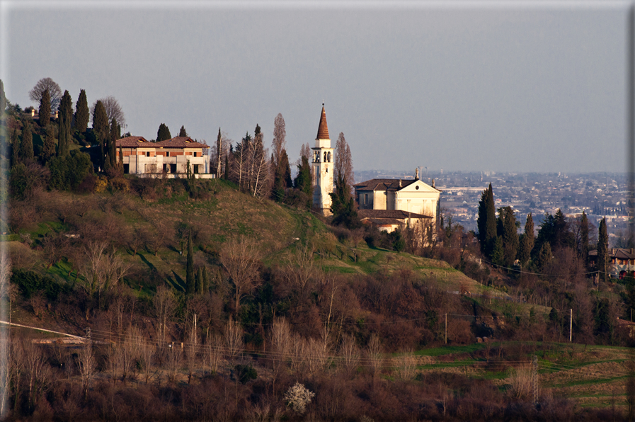 foto Pendici del Monte Grappa in Inverno